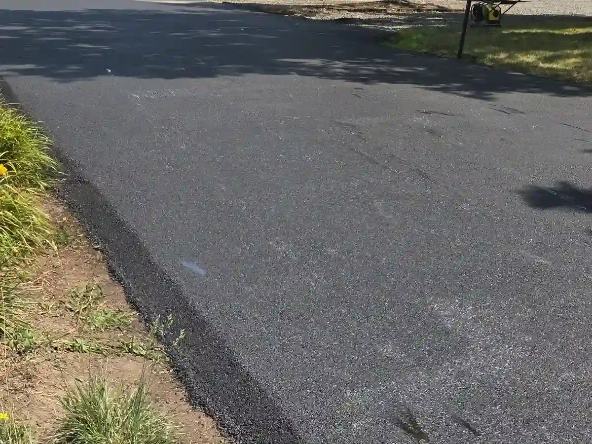 Asphalt driveway paving, Asphalt Direct Paving, Morris County, NJ.